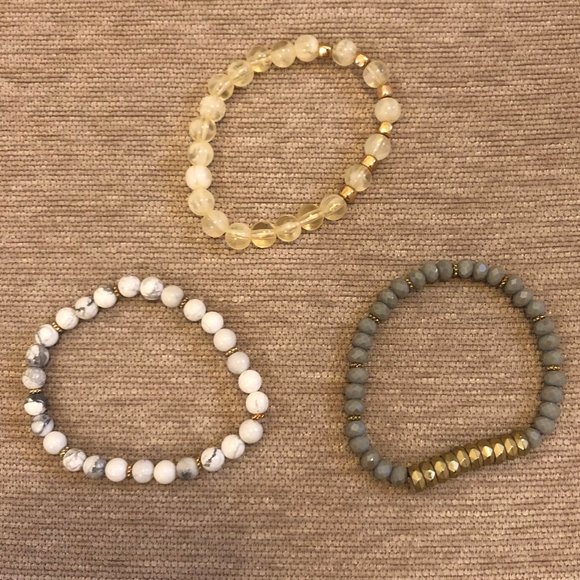 Francesca's Collections Jewelry - Francesca's 3 Piece Bracelet Set